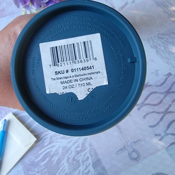 NWT NEW STARBUCKS SUMMER PRUSSIAN BLUE HONEYCOMB PATTERN TUMBLER Sz 24 Oz - Picture 10 of 11